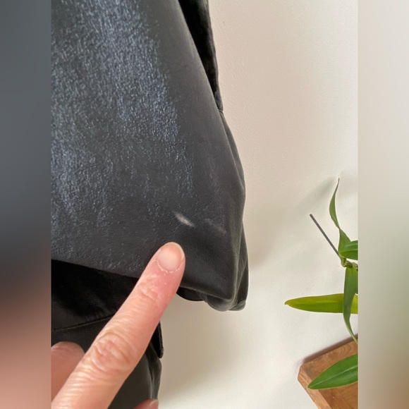 Vintage black leather puff sleeve sueded abstract dot patterned jacket - Picture 15 of 16